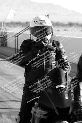media/Mar-09-2025-TrackXperience (Sun) [[4c2000c718]]/1-Around the Pits-Pre Grid/